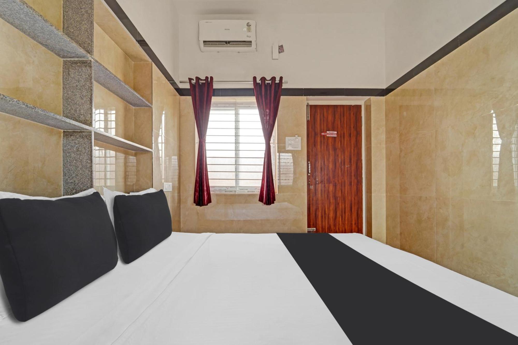 Super Hotel O Jaganath Nagar Near Hopes College Pilamedu Exteriör bild